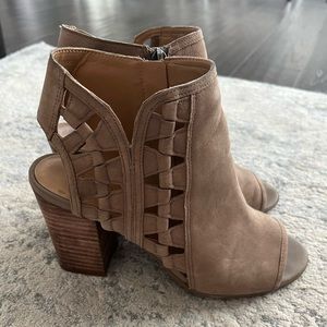 Leather open-toe booties